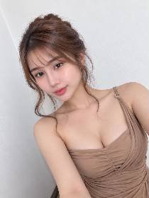 Escort Gallery Image